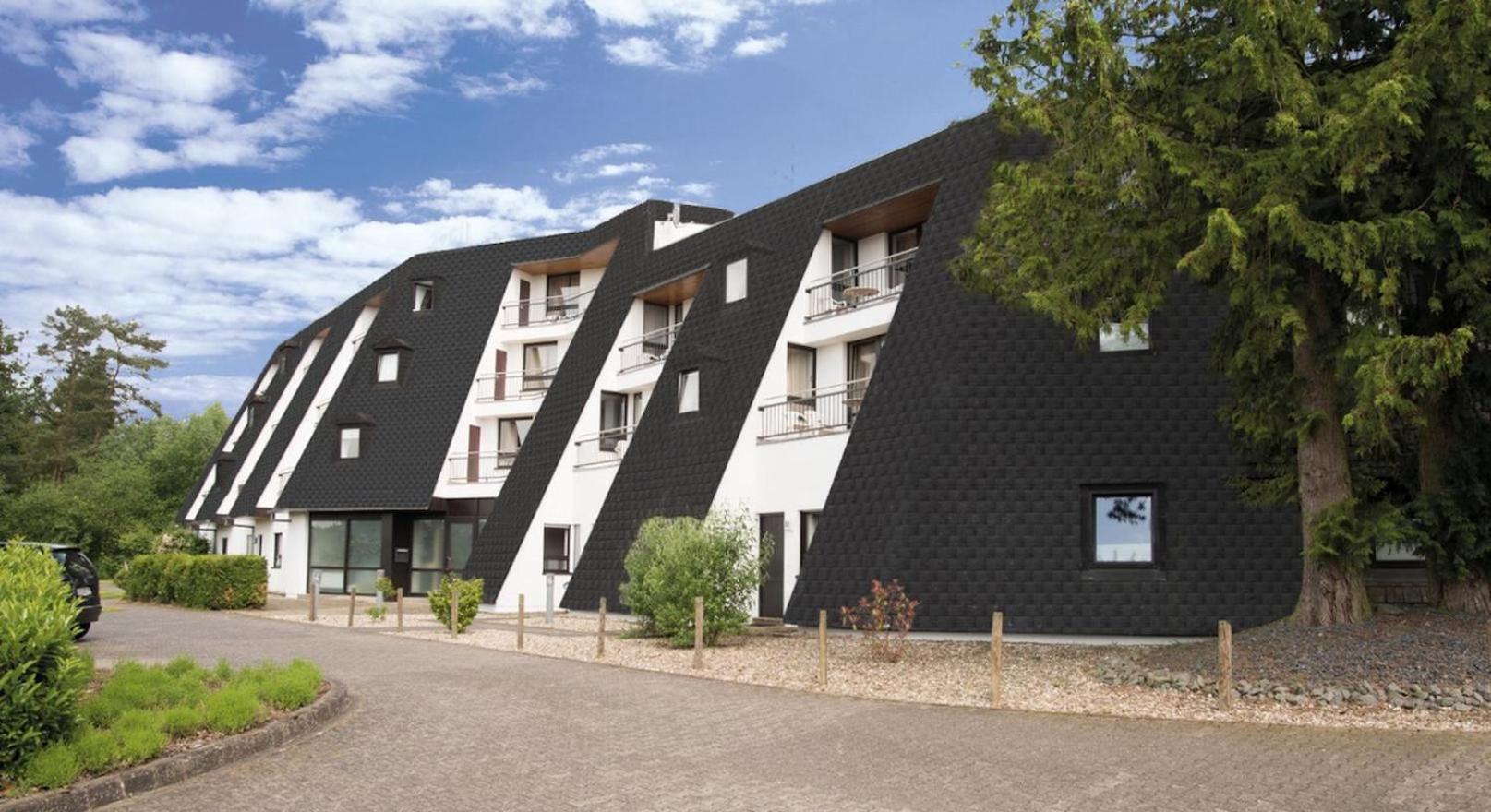 Aparthotel Tannenhof Wittlich Bagian luar foto